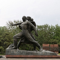 Monument of Courage, Tashkent