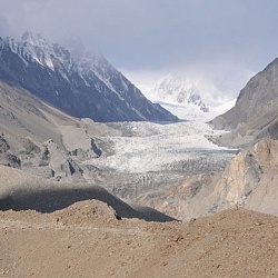 Passu glacier