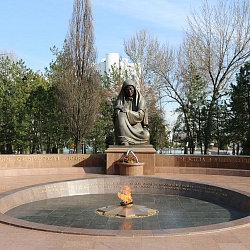 The Square of Memory (1998-1999) - You are always in our hearts dear, Tashkent