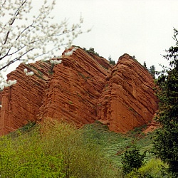 Djety-Oguz in spring